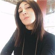 Mi considero una persona molto empatica e mi piace insegnare ciò che so ai ragazzi